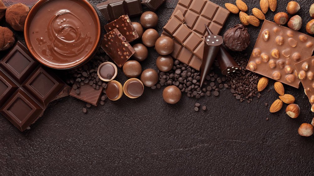 Gros plan sur beaucoup de chocolat