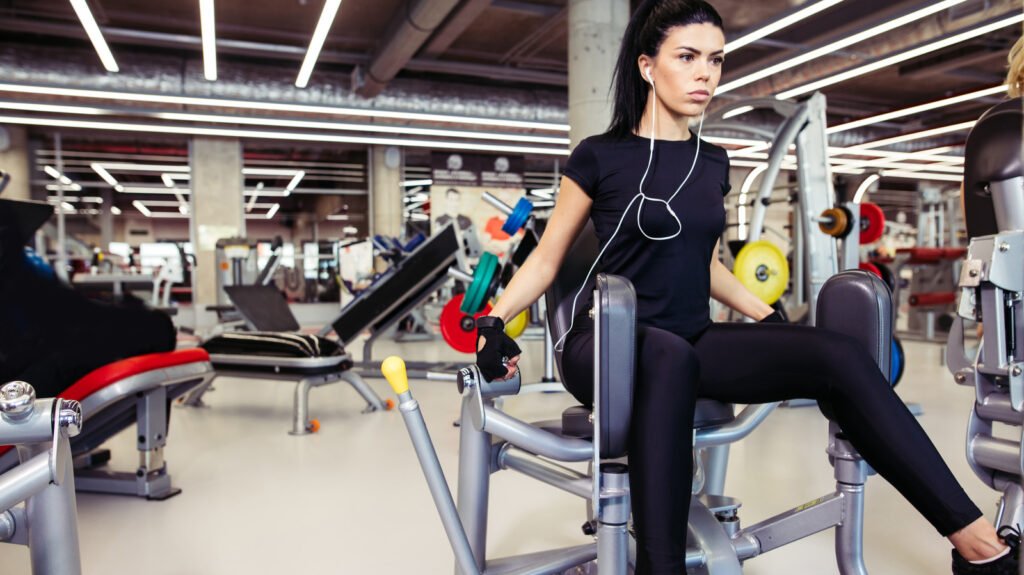 Voici pourquoi vous pouvez arrêter d'utiliser la machine à cuisses au gymnase