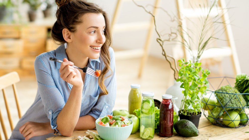 manger une salade